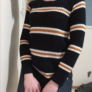 Long sleeve sweater